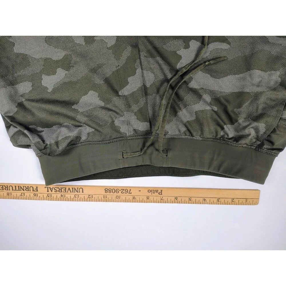 Lululemon T.H.E. Lined Short 9